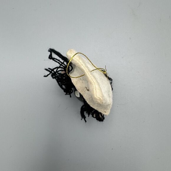 Vtg Wooden Girl Christmas Tree Ornament Handpainted Hat Yarn Hair Black 3" - Picture 9 of 9